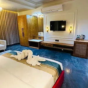  Resort The Passion Karma Club &